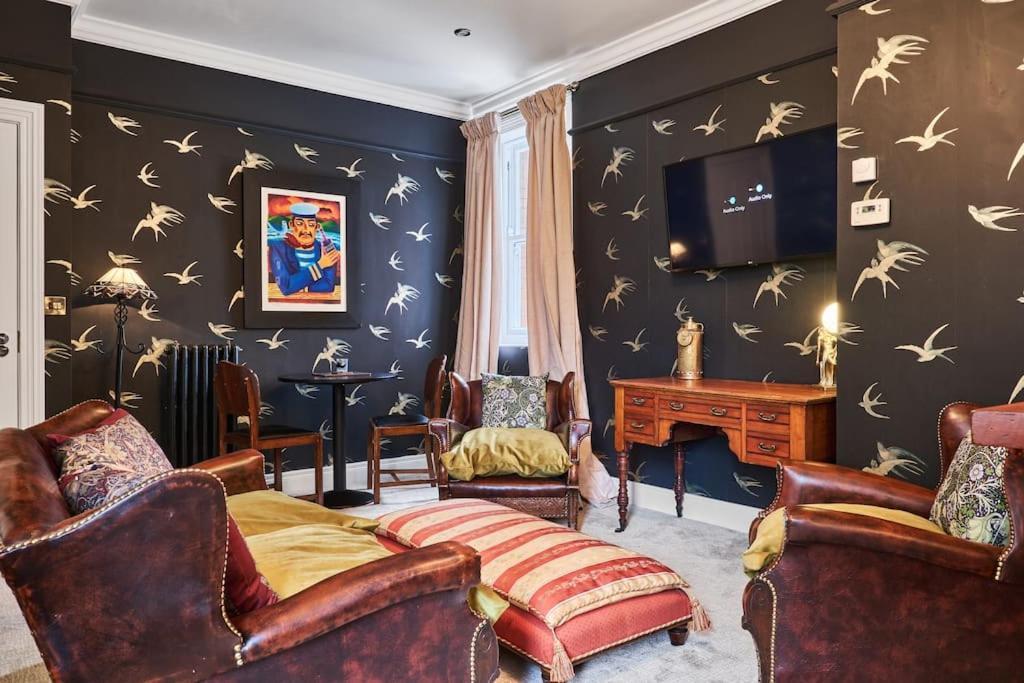 The Snug @ Clarence Apartment Londonderry ภายนอก รูปภาพ