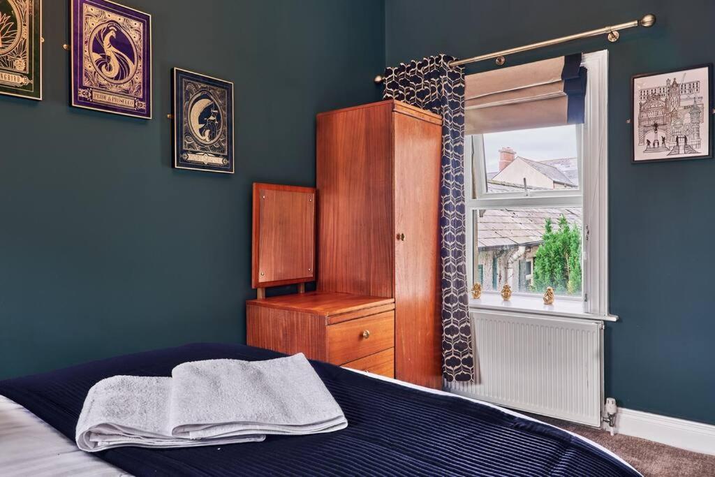 The Snug @ Clarence Apartment Londonderry ภายนอก รูปภาพ