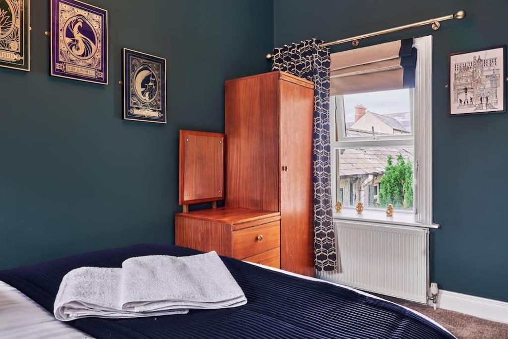 The Snug @ Clarence Apartment Londonderry ภายนอก รูปภาพ